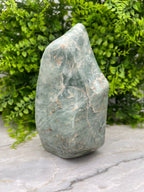 Amazoniet (Zuid-Afrika) sculptuur (17cm x 1.25kg) by KEY LIME STORE