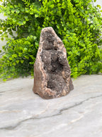Amethist cluster cut base