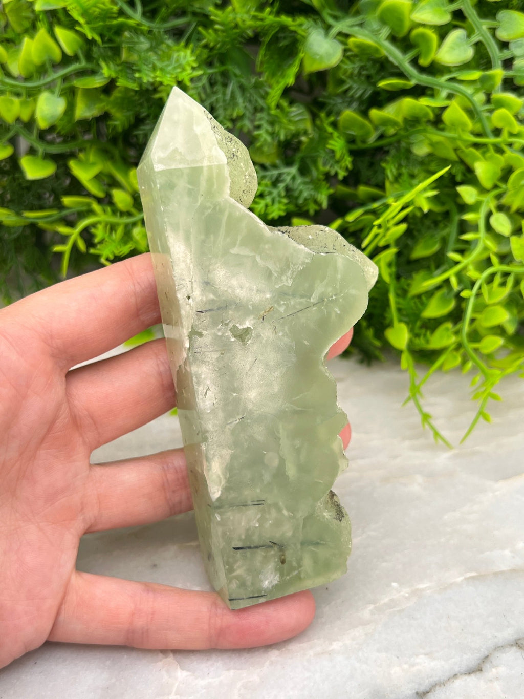 Prehniet toren half ruw half gepolijst by KEY LIME STORE