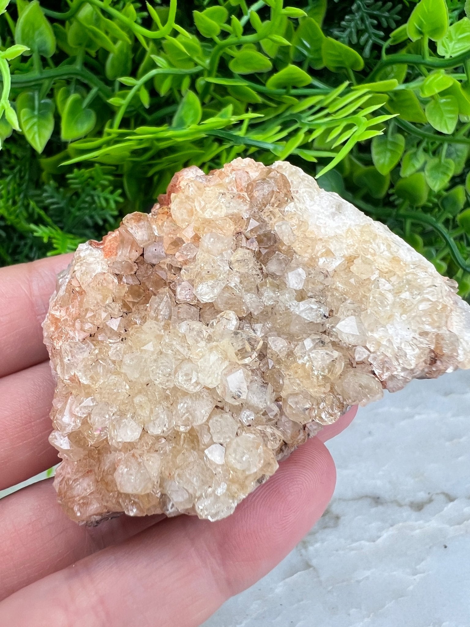Citrin (gebrannter Amethyst) – Cluster (6 cm) von KEY LIME STORE