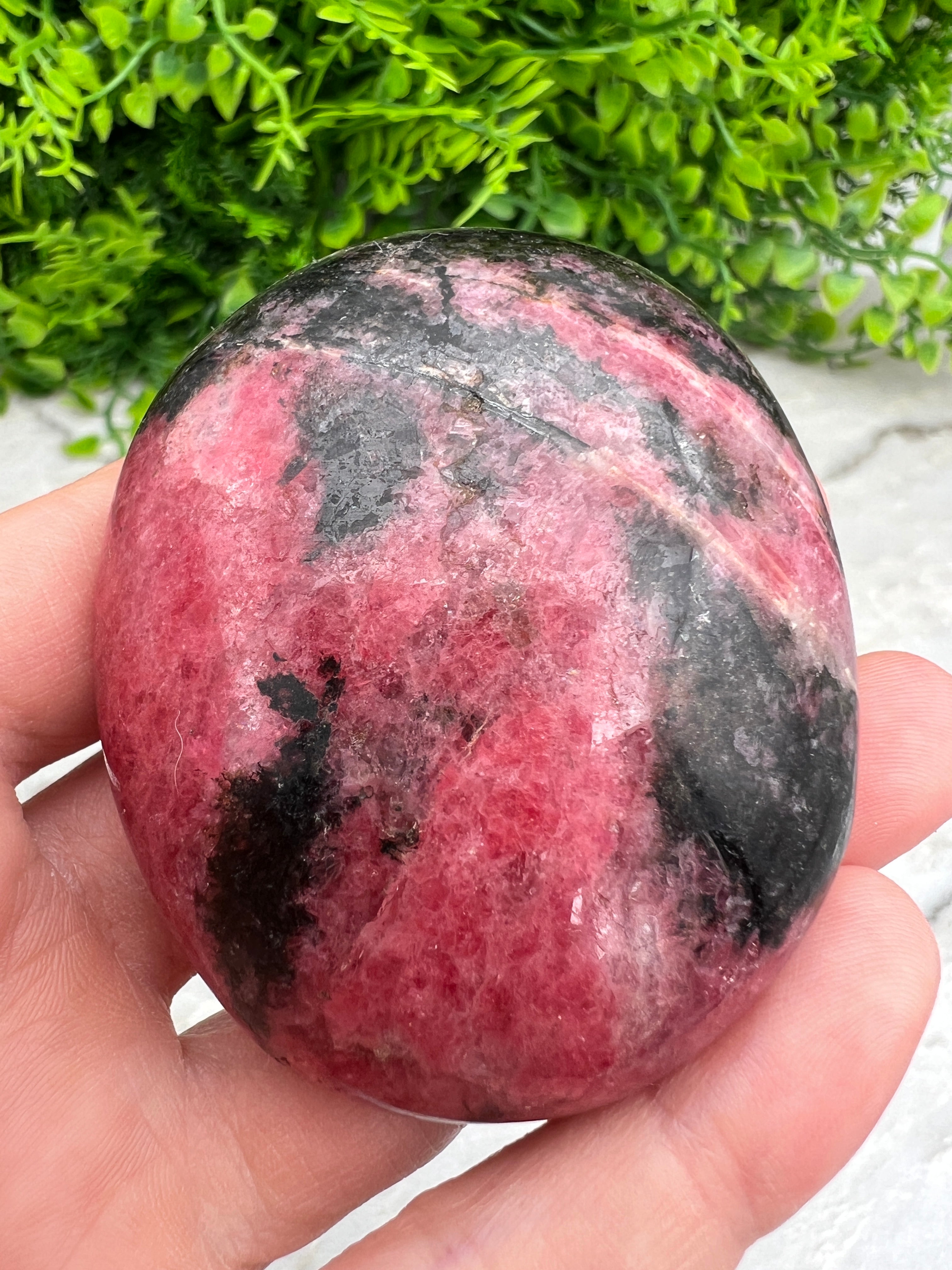 Pierre de rhodonite (7 cm)