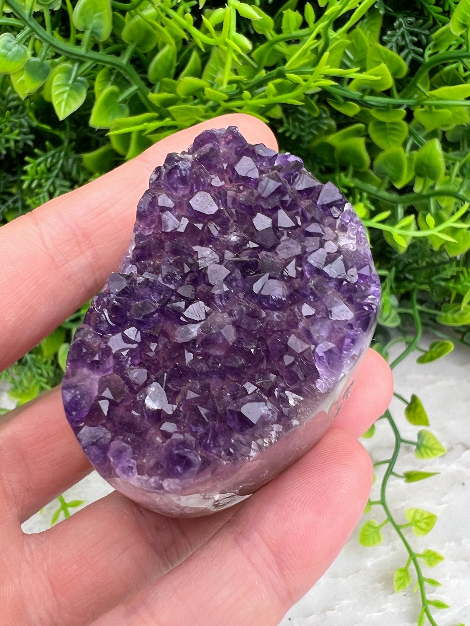 Polierter Amethyst-Cluster (5 cm) von KEY LIME STORE