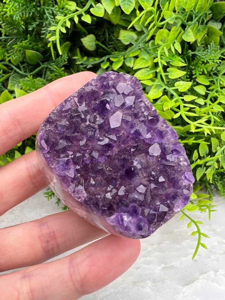 Amethist cluster gepolijst by KEY LIME STORE