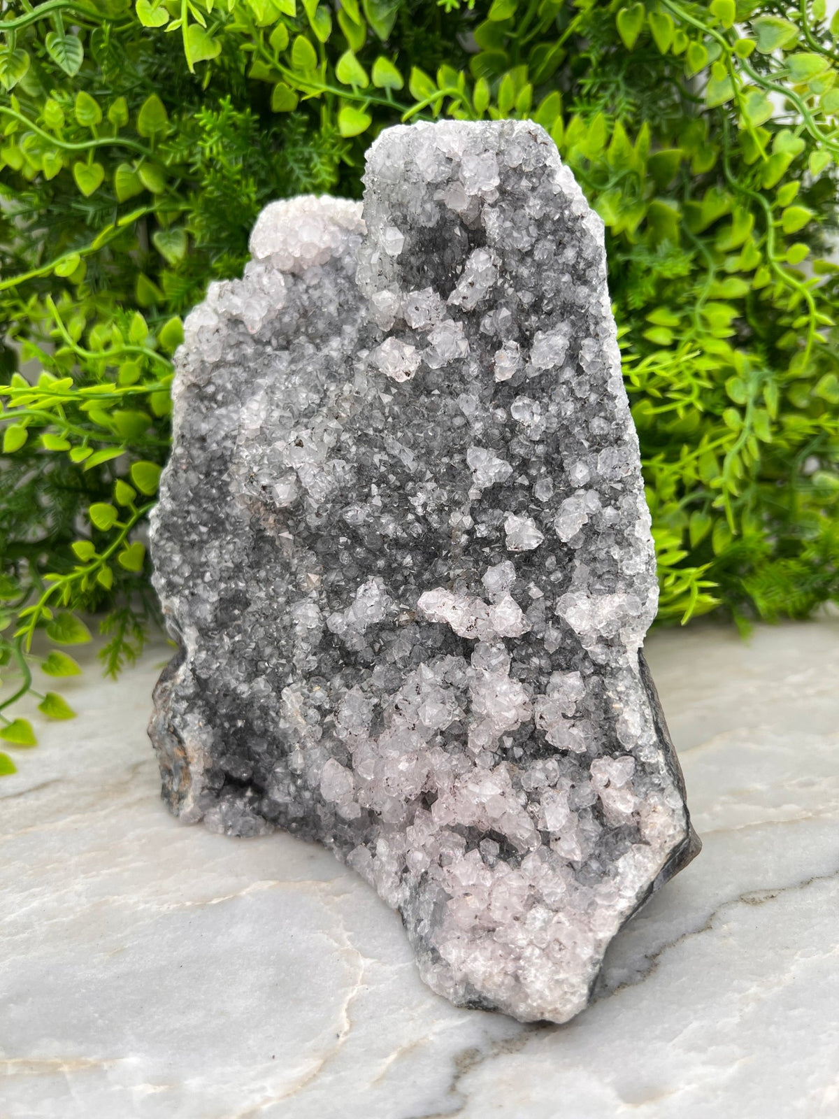 Grijze Amethist cluster XL by KEY LIME STORE