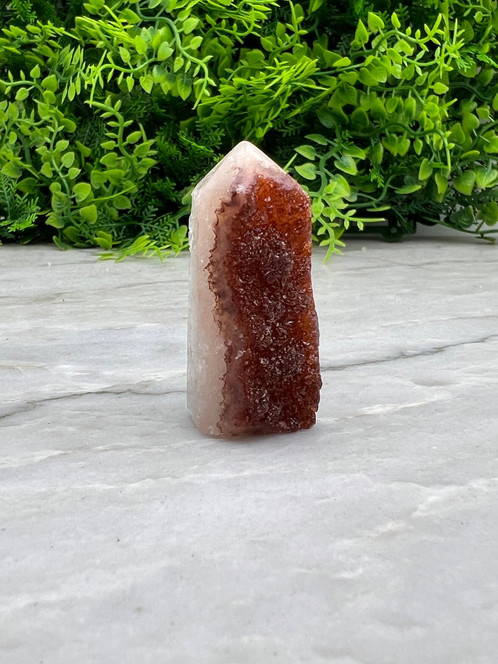 Amethyst-Cluster-Turm (5 cm) von KEY LIME STORE