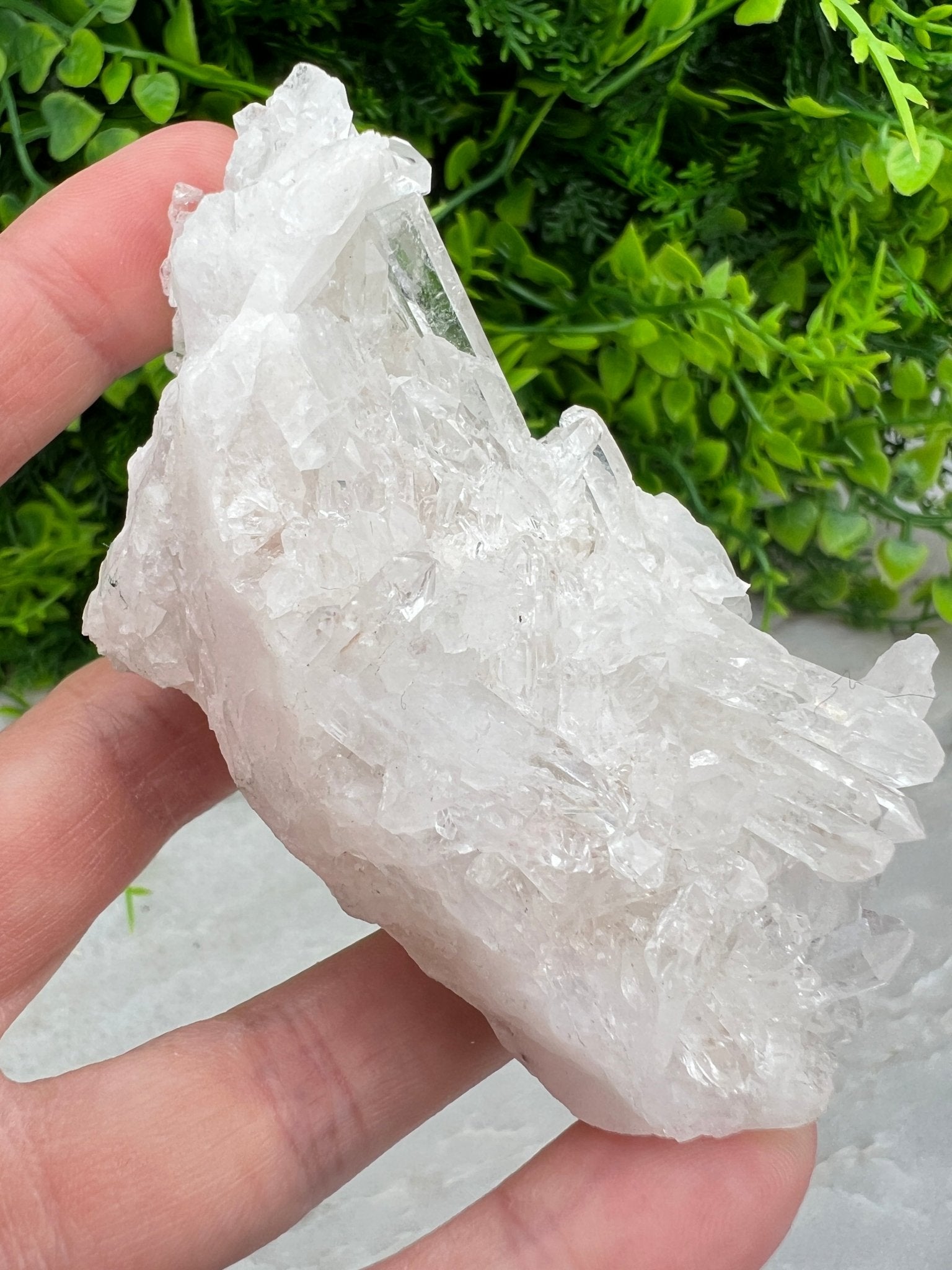Bergkristall-Cluster (9 cm) von KEY LIME STORE