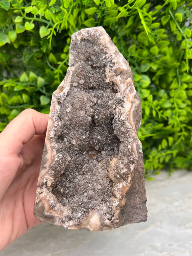 Amethist cluster cut base