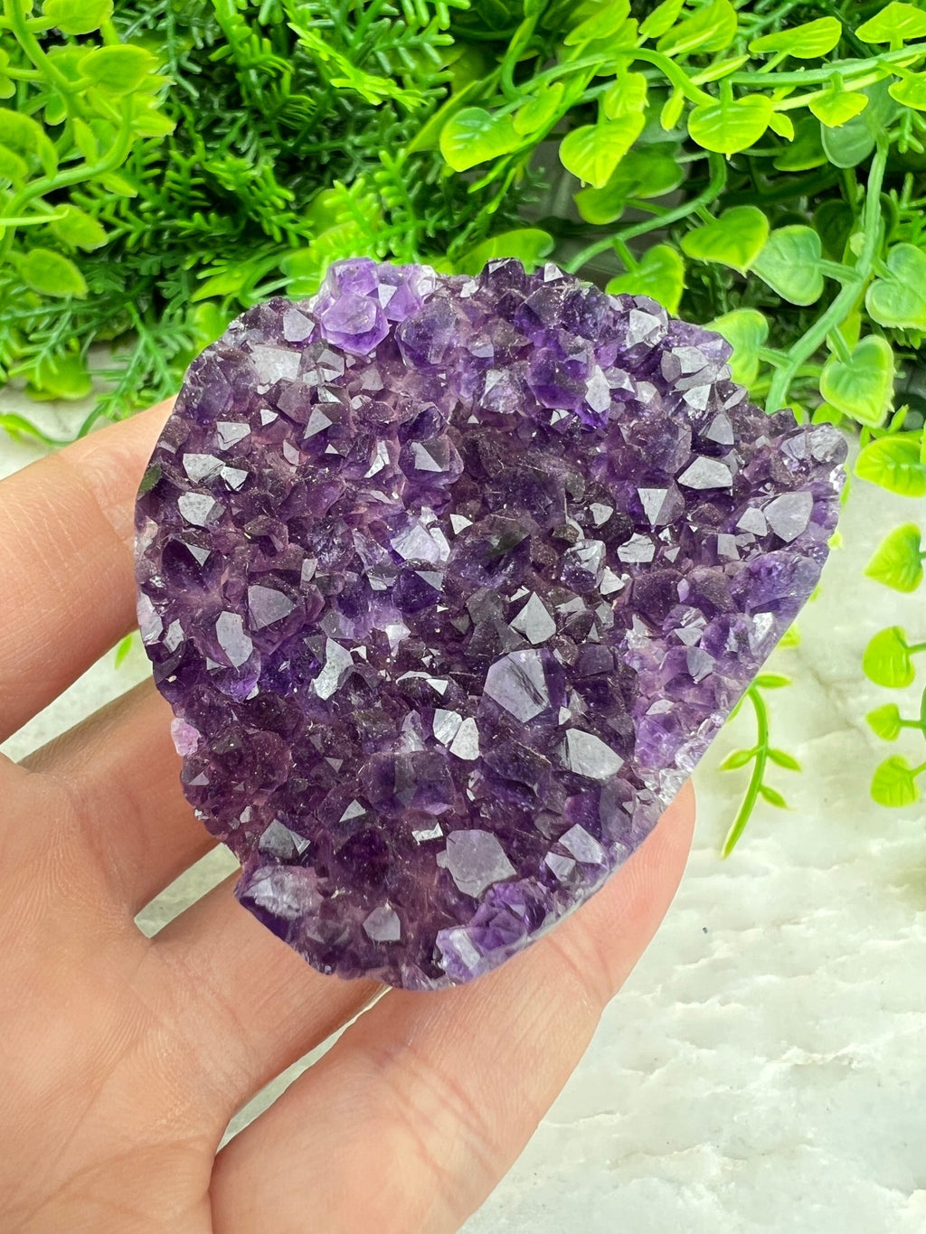 Amethyst-Cluster, rundum poliert (6 cm) von KEY LIME STORE
