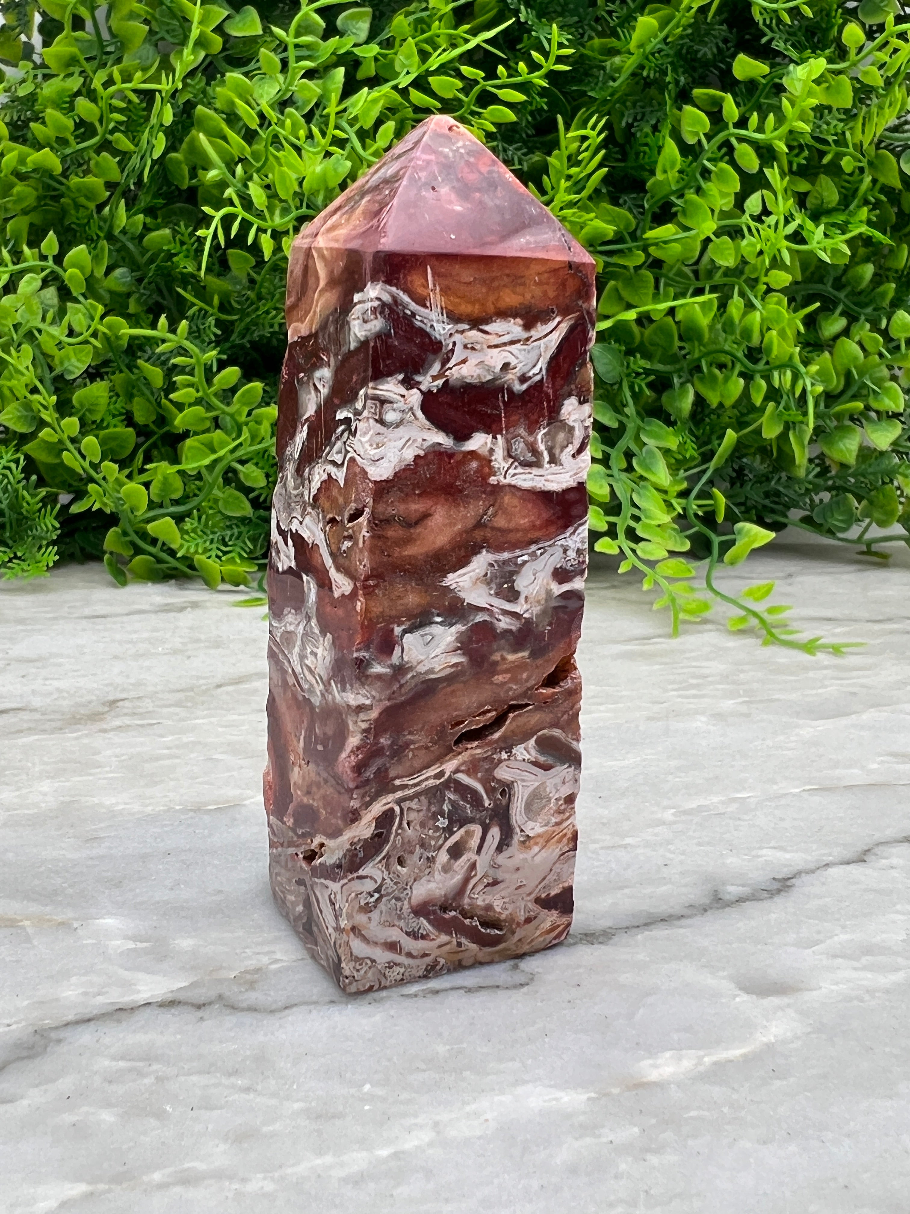Rode Jaspis toren (10 cm)