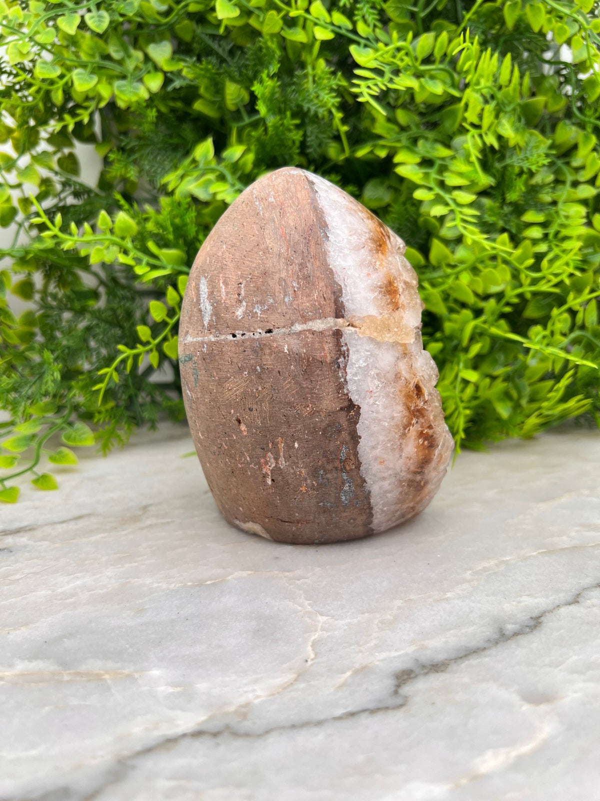 Citrien op Bergkristal cut base by KEY LIME STORE