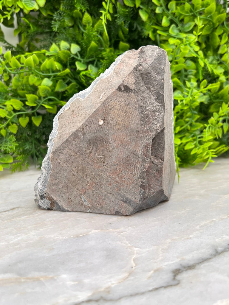Amethist cluster cut base