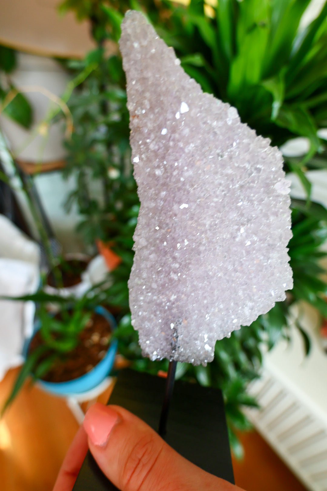 Flower Amethist op standaard by KEY LIME STORE