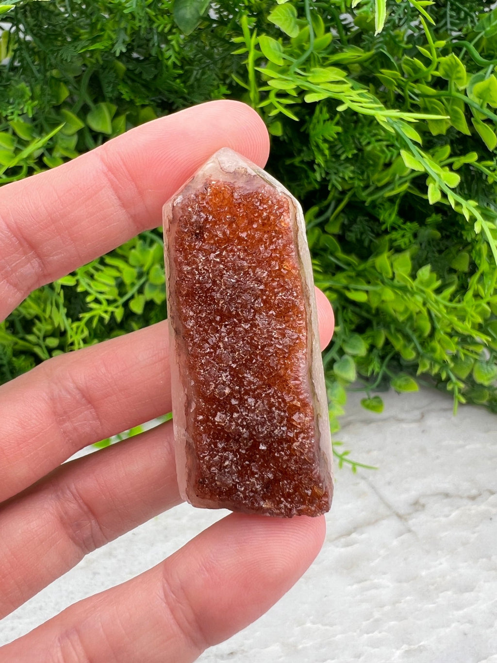 Amethyst-Cluster-Turm (5 cm) von KEY LIME STORE