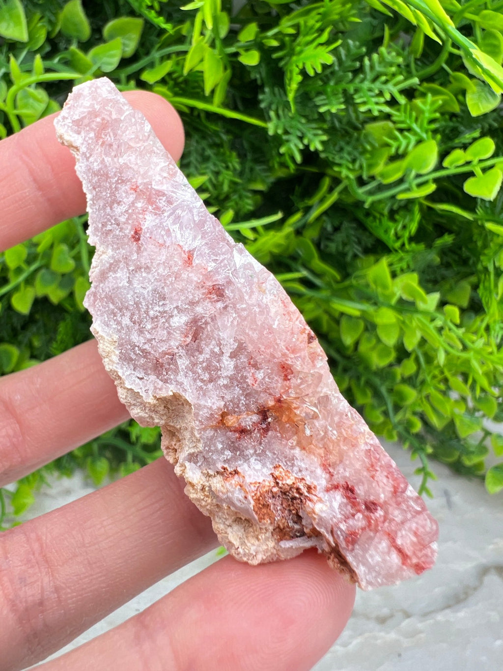 Rosa Amethyst-Cluster (6 cm) von KEY LIME STORE
