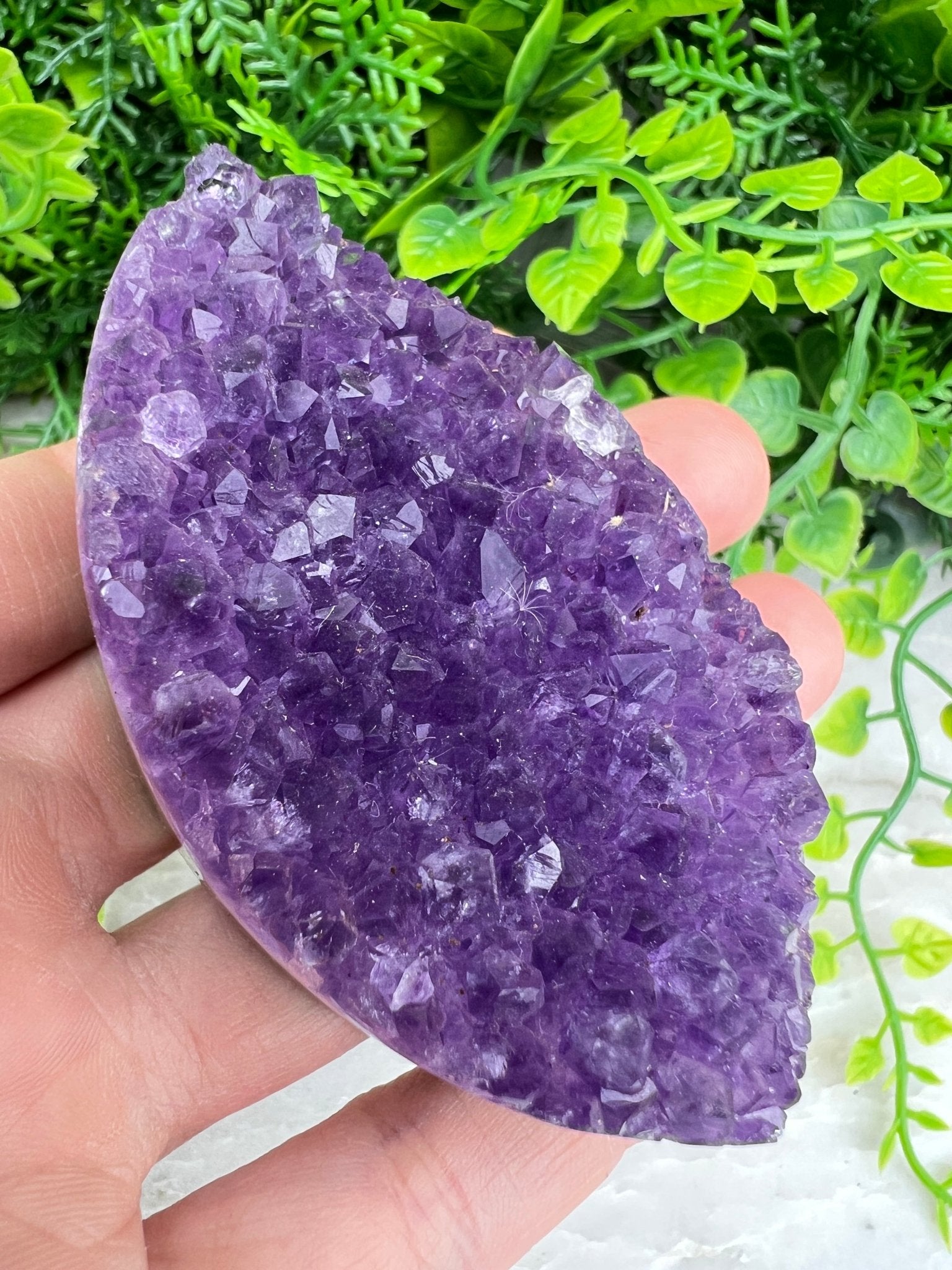 Amethyst und Achat, elliptisch, rundum poliert (7 cm) von KEY LIME STORE