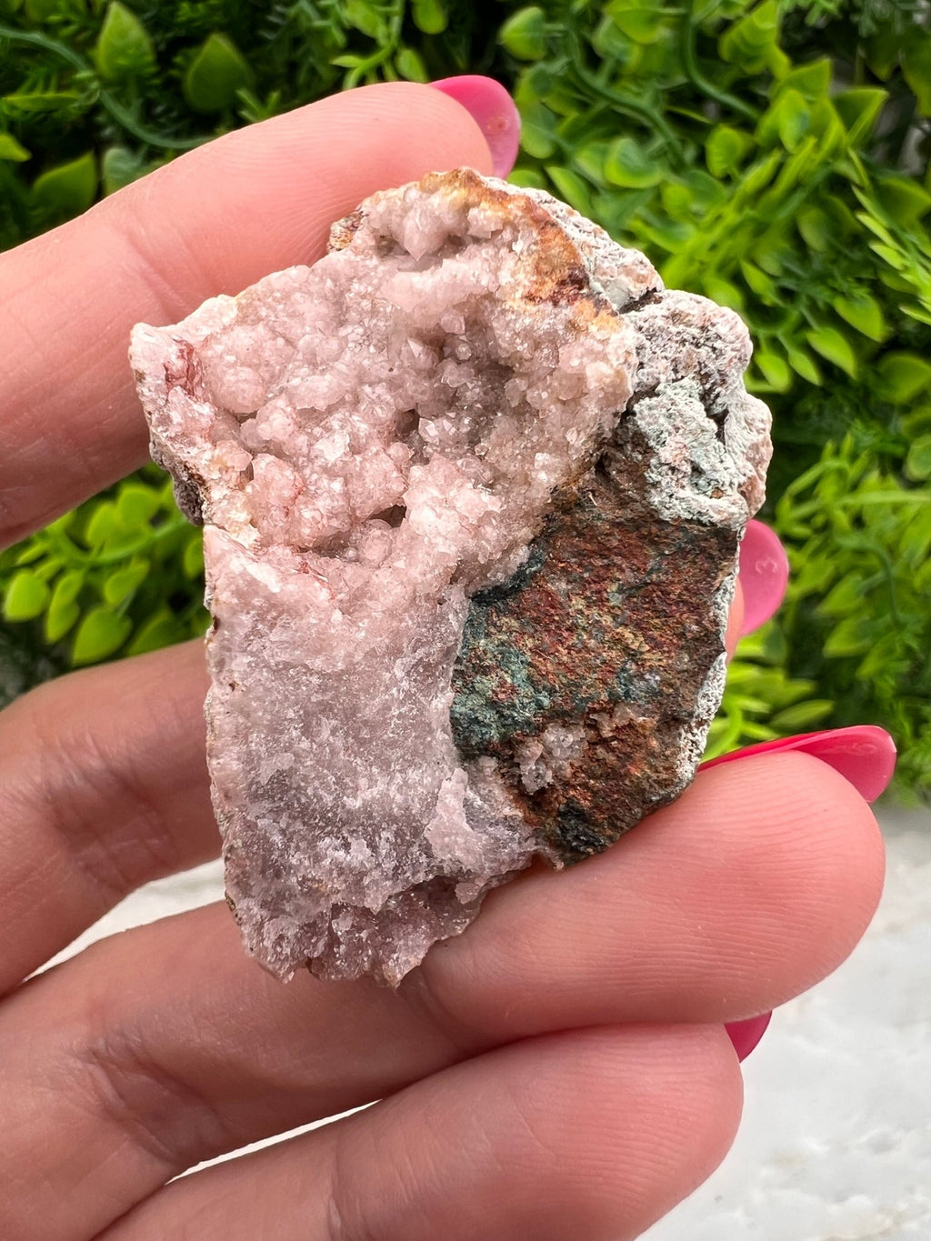 Rosa Amethyst-Cluster (5 cm) von KEY LIME STORE