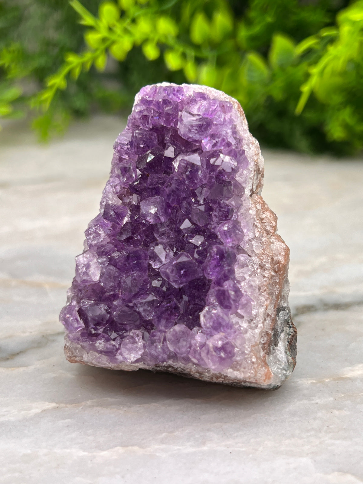 Amethist cluster cut base