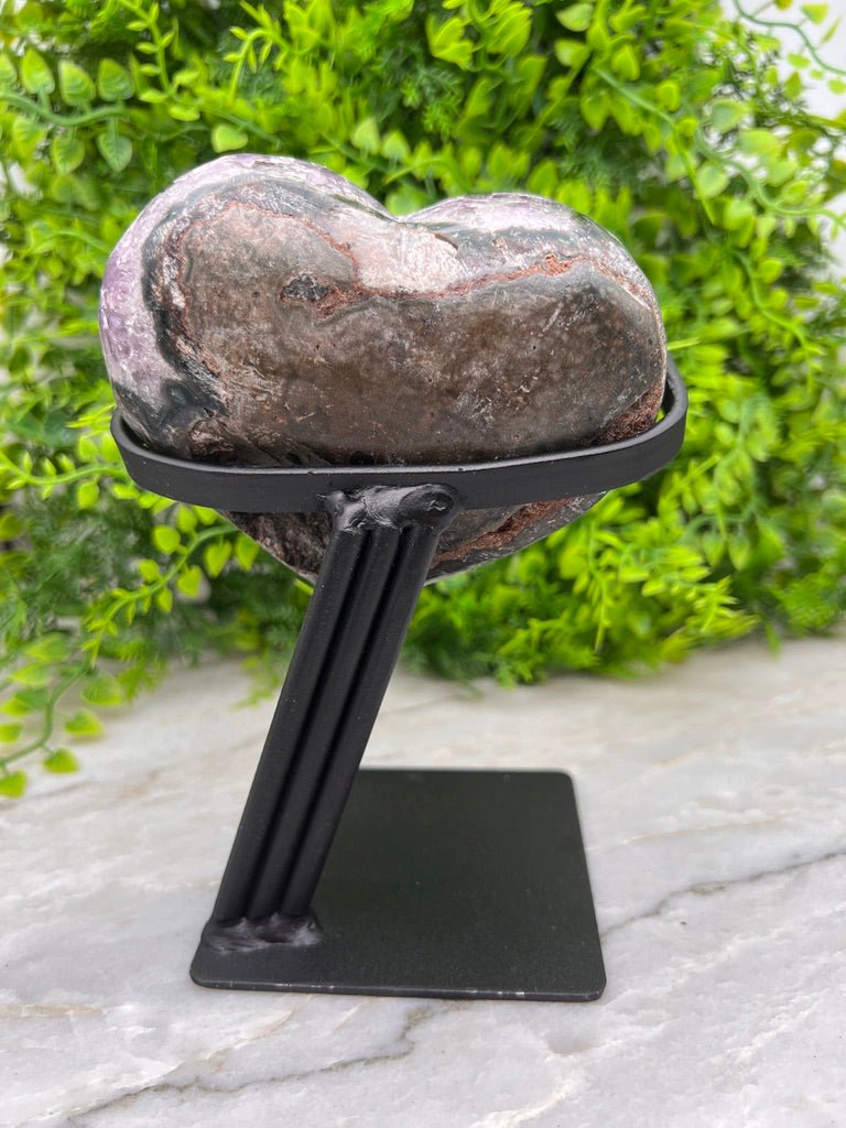 Amethist hart op standaard by KEY LIME STORE
