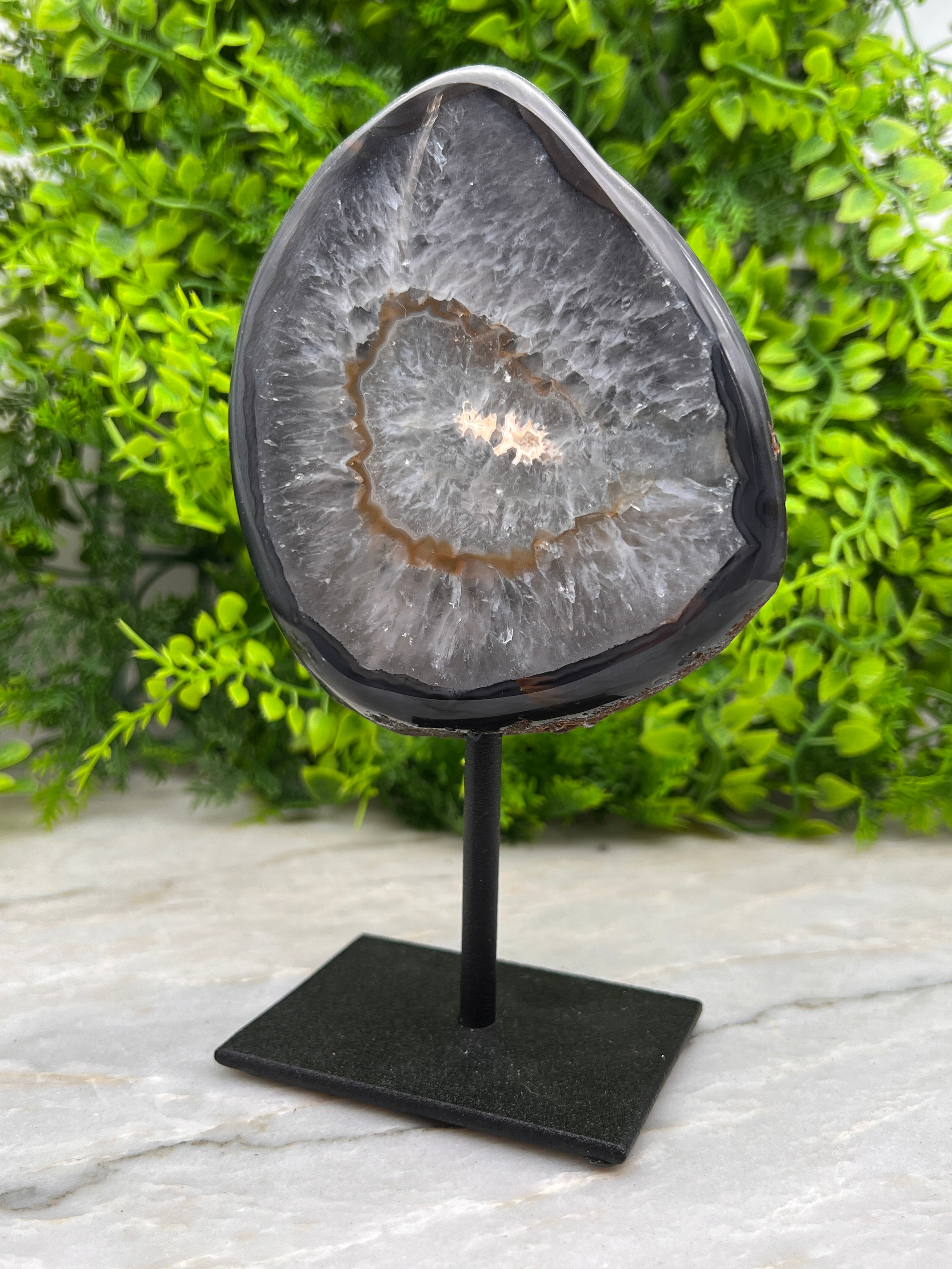 Agaat op standaard (16 cm)