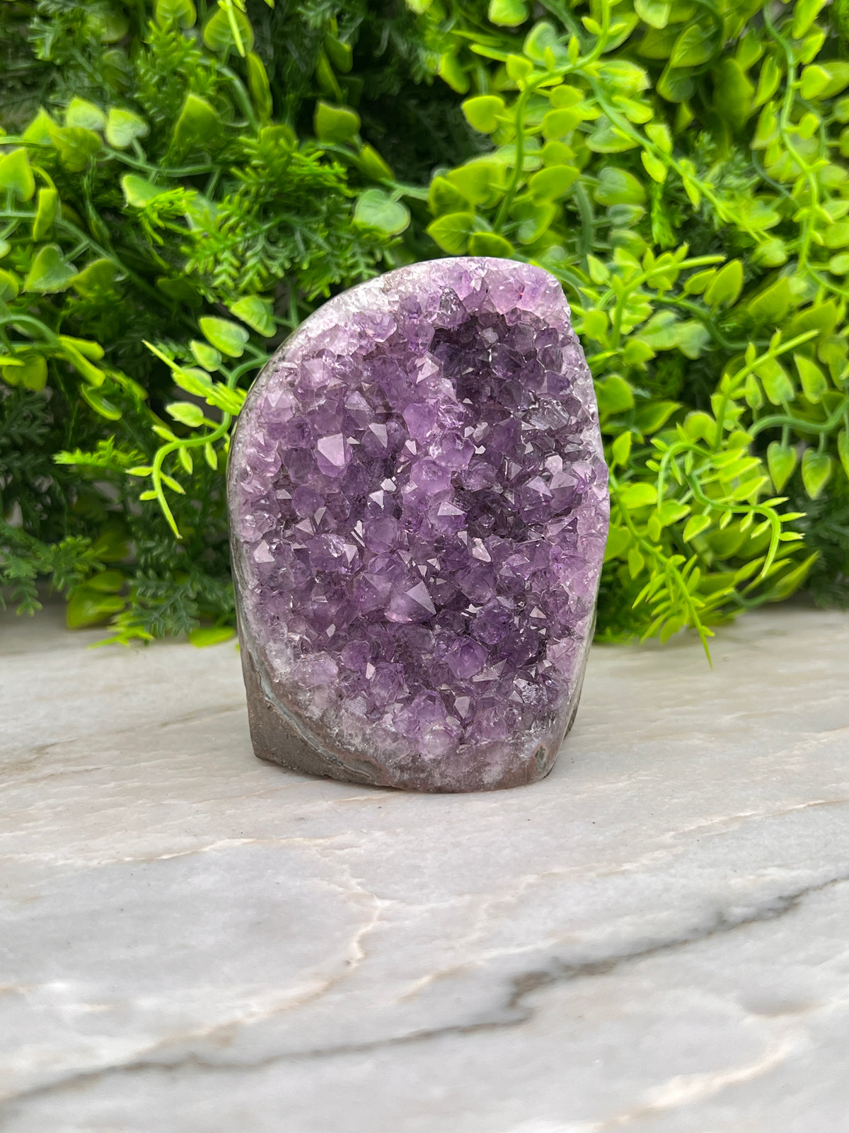 Amethist cluster cut base