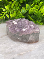 Amethist met Calciet balletjes ellips by KEY LIME STORE