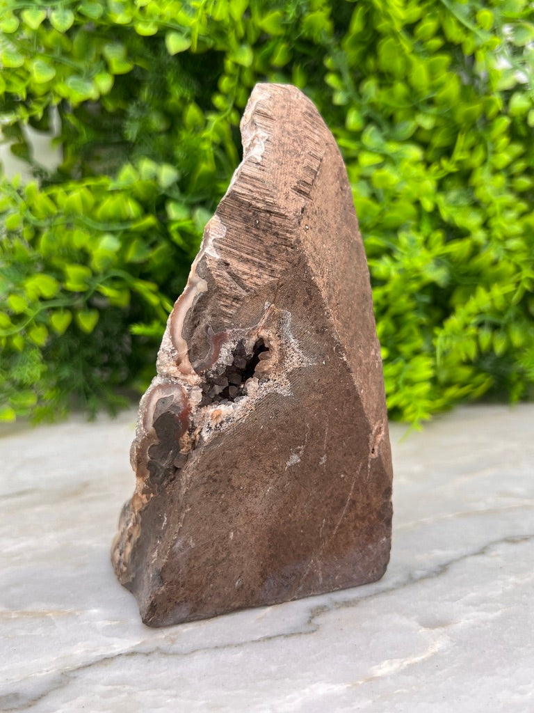 Amethist cluster cut base