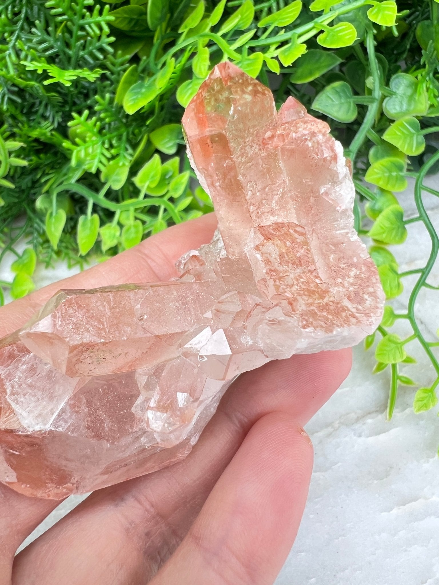 Red Healer (Hämatit-Quarz)-Cluster (7 cm) von KEY LIME STORE