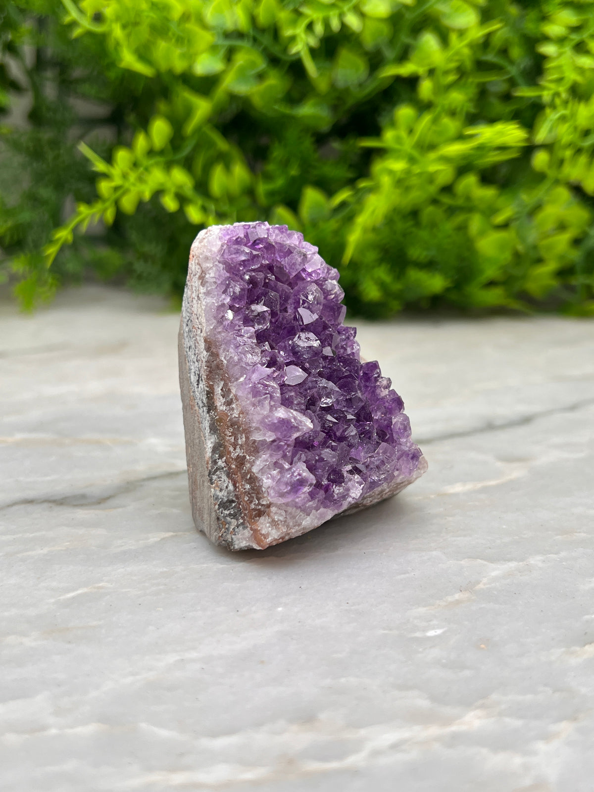 Amethist cluster cut base