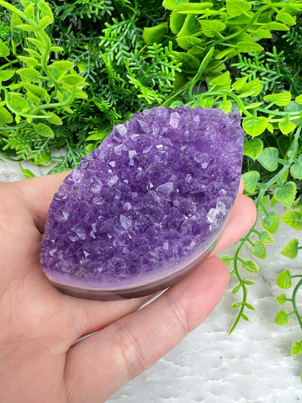 Amethyst und Achat, elliptisch, rundum poliert (7 cm) von KEY LIME STORE