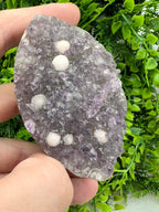 Amethist met Calciet balletjes ellips by KEY LIME STORE