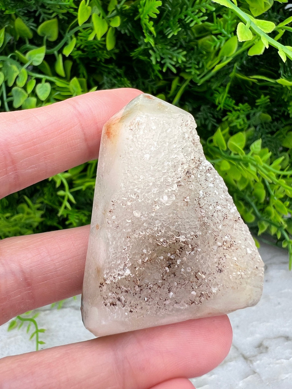 Amethyst-Cluster-Turm (4 cm) von KEY LIME STORE