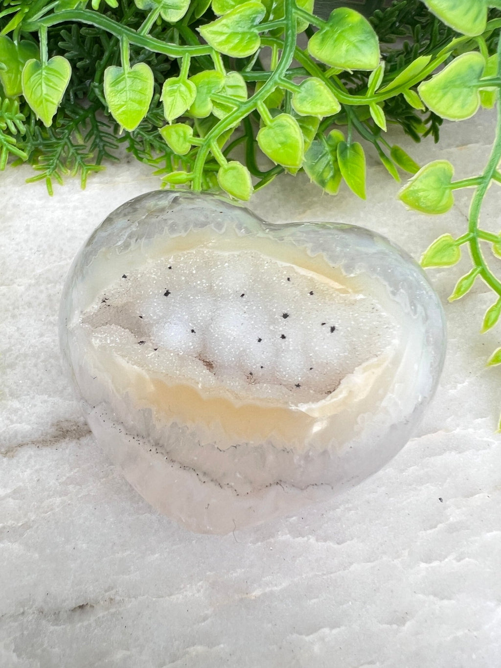 Zucker-Amethyst-Herz (6 cm) von KEY LIME STORE