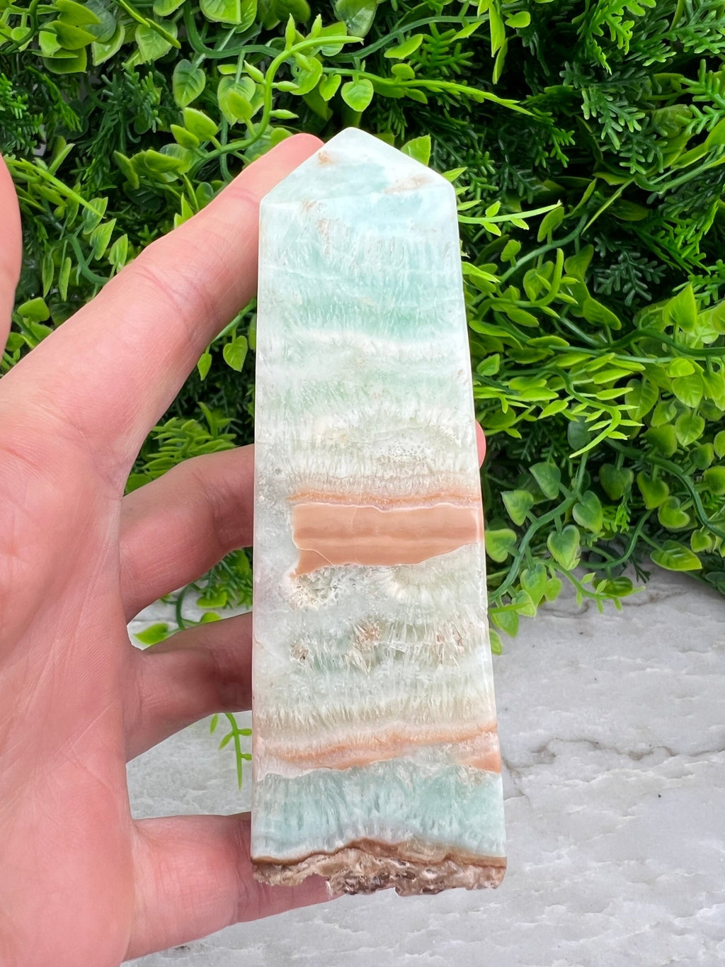 Turm aus blauem Aragonit (Caribbean Blue Calcite) (10 cm) von KEY LIME STORE