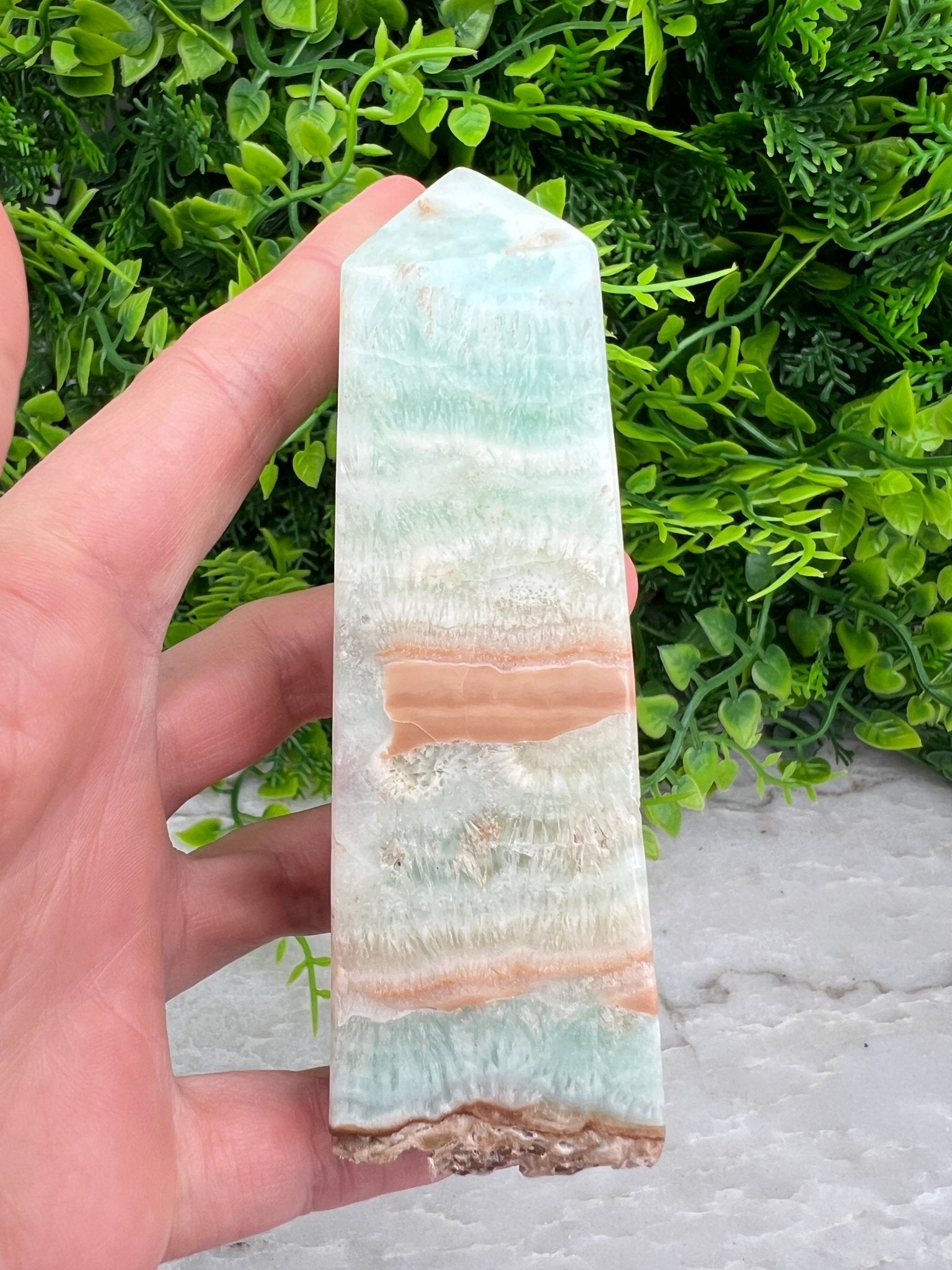 Turm aus blauem Aragonit (Caribbean Blue Calcite) (10 cm) von KEY LIME STORE