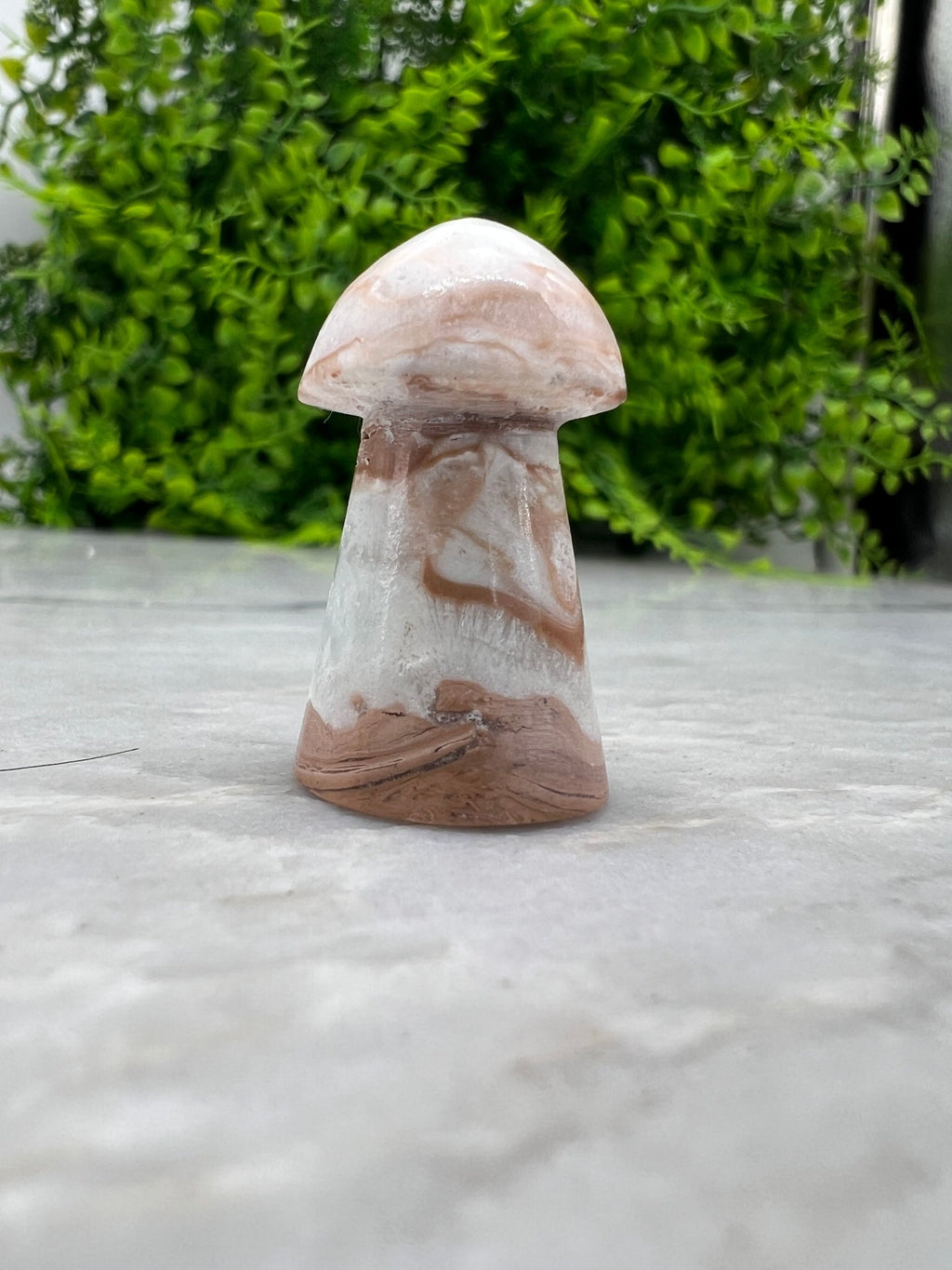 Calcit-Pilz (3 cm) von KEY LIME STORE