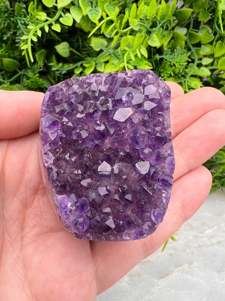 Amethist cluster gepolijst by KEY LIME STORE