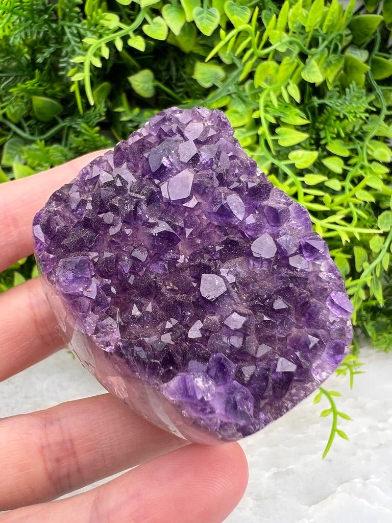 Amethist cluster gepolijst by KEY LIME STORE