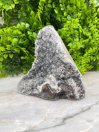 Amethist cluster cut base