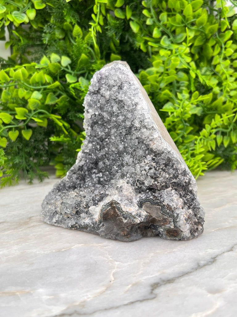 Amethist cluster cut base