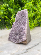 Amethist cluster cut base