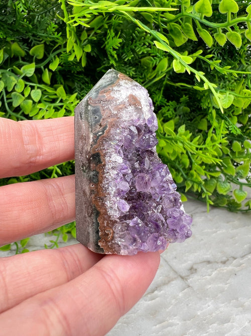 Amethyst-Cluster-Turm (5 cm) von KEY LIME STORE