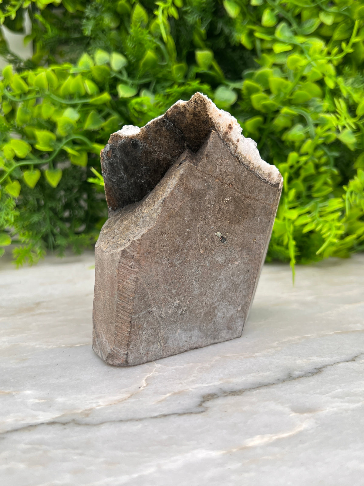 Amethist cluster cut base