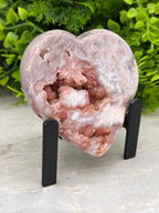 Roze Amethist hart op standaard by KEY LIME STORE