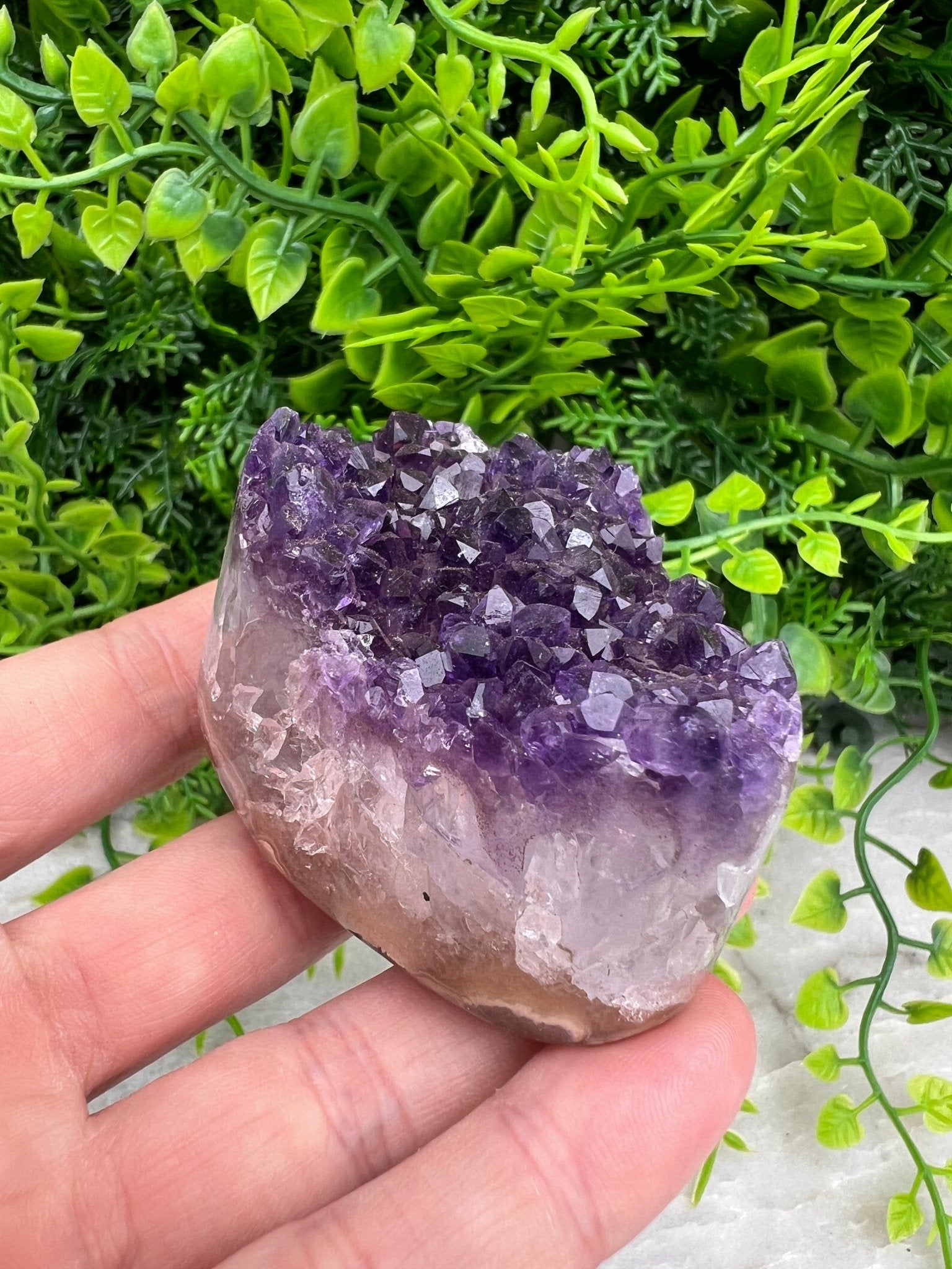 Polierter Amethyst-Cluster (5 cm) von KEY LIME STORE