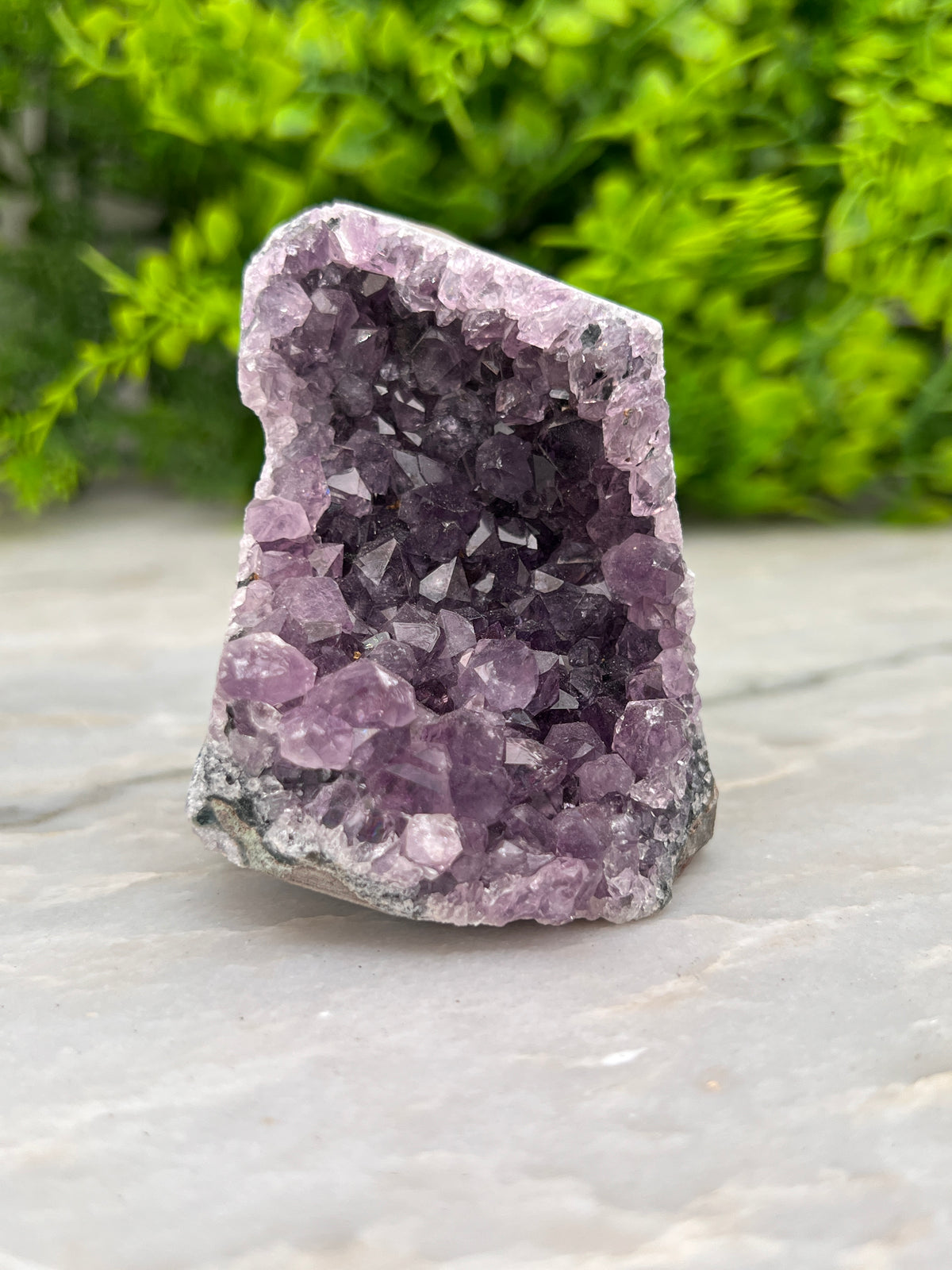 Amethist cluster cut base