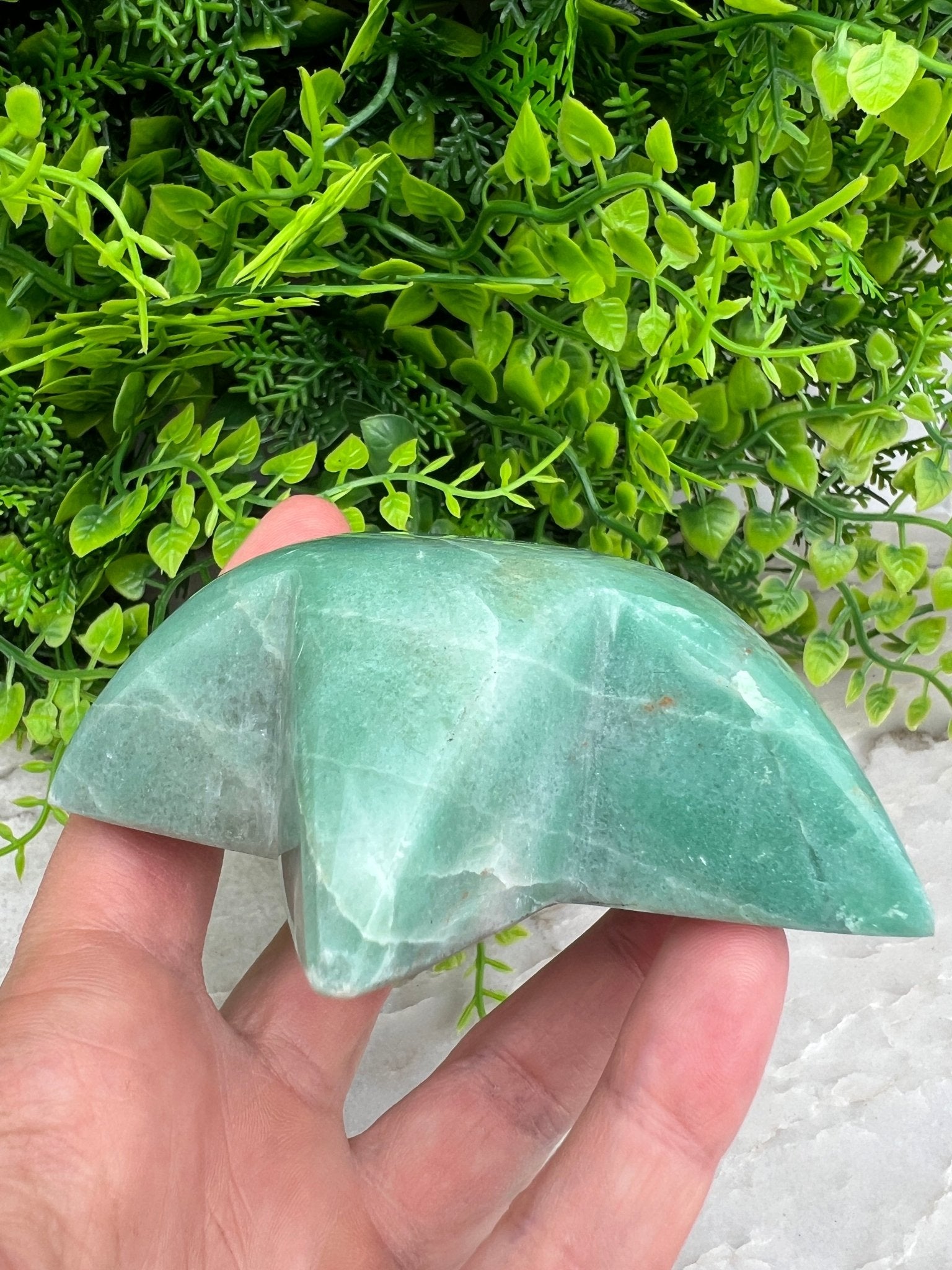 Grüner Quarz in Sternform (9 cm) von KEY LIME STORE