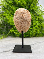 Agaat geode op standaard (14 cm)