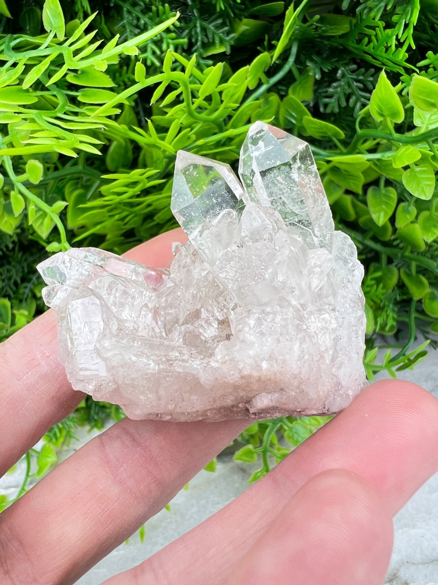 Bergkristall-Cluster (6 cm) von KEY LIME STORE