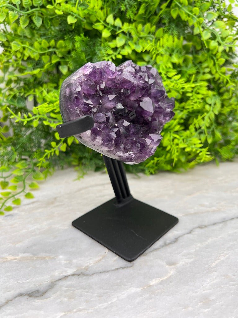 Amethist hart op standaard by KEY LIME STORE