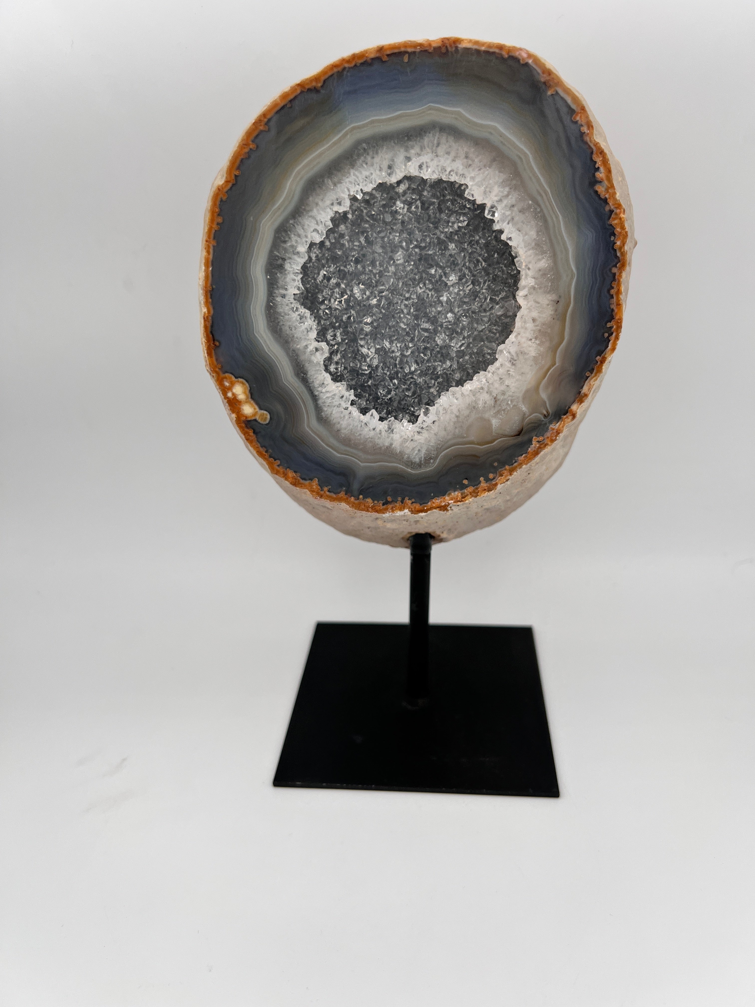 Agaat druze op standaard - 1.056 kg